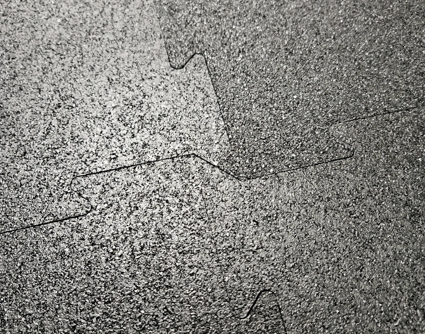 Actual detail of an RGR rubber mat surface and interlocking joint