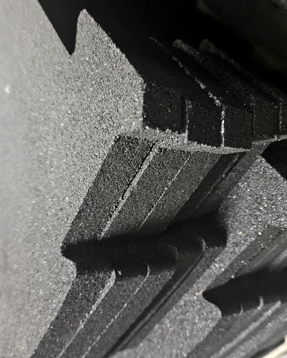 RGR archive photograph of interlocking mats showing the joint profile